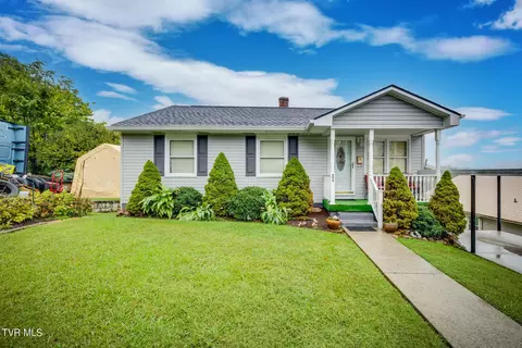 304 Mullins Street Kingsport Tn 37665, Kingsport, TN 37665