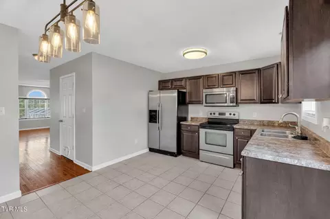 205 Amanda Lane 3 Bristol Tn 37620, Bristol, TN 37620 photo 8