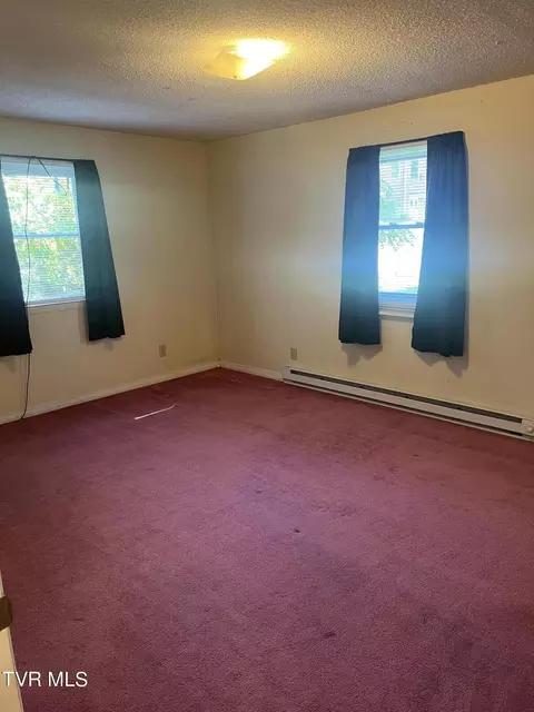 Bedroom - 214 NE Spring Avenue Wise Va 24293, Wise, VA 24293 photo 2 of 2