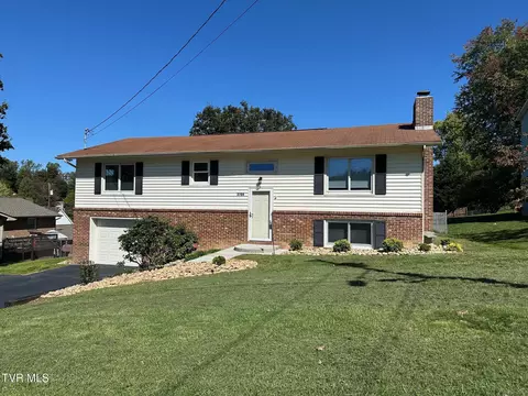 3704 Deepwood Drive Johnson City Tn 37601, Johnson City, TN 37601