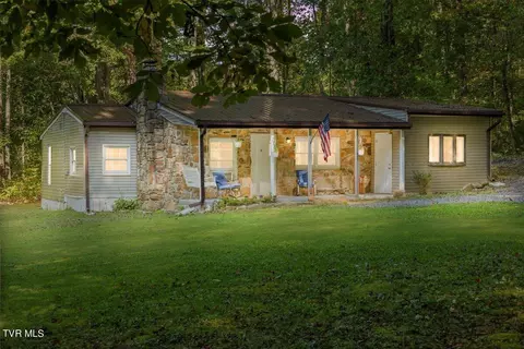 392 Government Road Bristol Tn 37620, Bristol, TN 37620