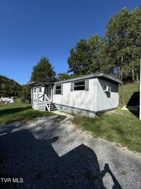 131 Chambers Hollow Road Elizabethton Tn 37643, Elizabethton, TN 37643