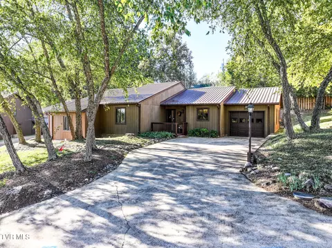 1135 E Timbers East 1135 Greeneville Tn 37745, Greeneville, TN 37745