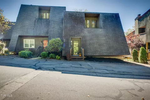 310 Hickory Bluff Bluff 310 Johnson City Tn 37601, Johnson City, TN 37601