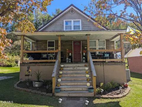 1214 E 1st Avenue Big Stone Gap Va 24219, Big Stone Gap, VA 24219
