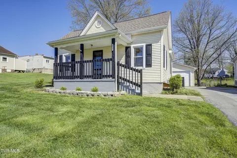 220 Highland Avenue Johnson City Tn 37604, Johnson City, TN 37604