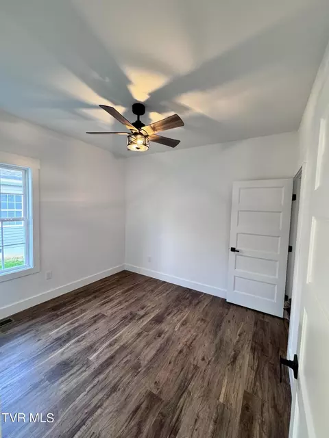 1610 E Millard Street Johnson City Tn 37601, Johnson City, TN 37601 photo 18
