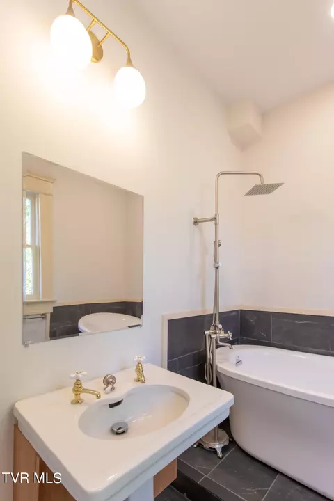 508 Lee Street Bristol Va 24201, Bristol, VA 24201 photo 18