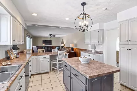 Kitchen - 75 Easy Street Rosedale Va 24280, Rosedale, VA 24280 photo 2 of 4