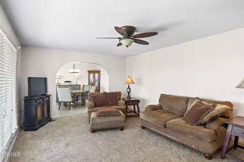 Living - 75 Easy Street Rosedale Va 24280, Rosedale, VA 24280 photo 2 of 4