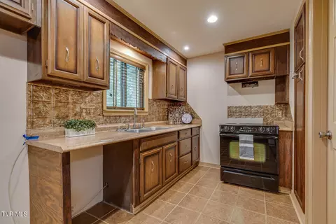 Kitchen - 2775 Everett Street Bristol Va 24201, Bristol, VA 24201 photo 3 of 3