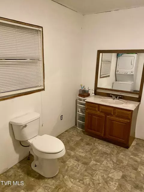 415 Walnut Street Erwin Tn 37650, Erwin, TN 37650 photo 11