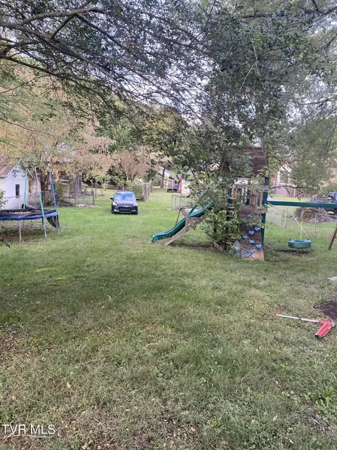415 Walnut Street Erwin Tn 37650, Erwin, TN 37650 photo 15