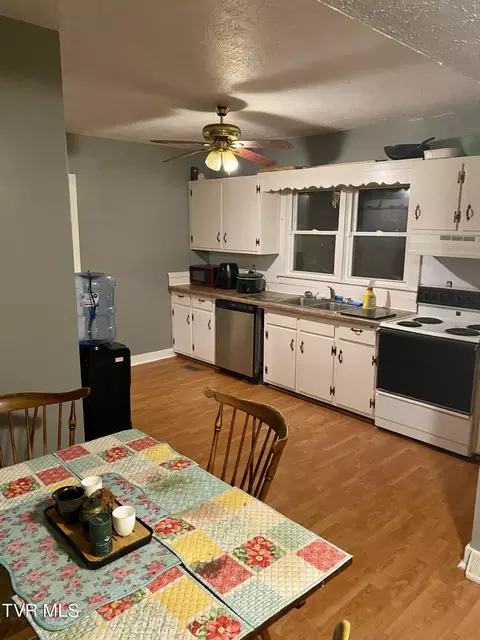 415 Walnut Street Erwin Tn 37650, Erwin, TN 37650 photo 6