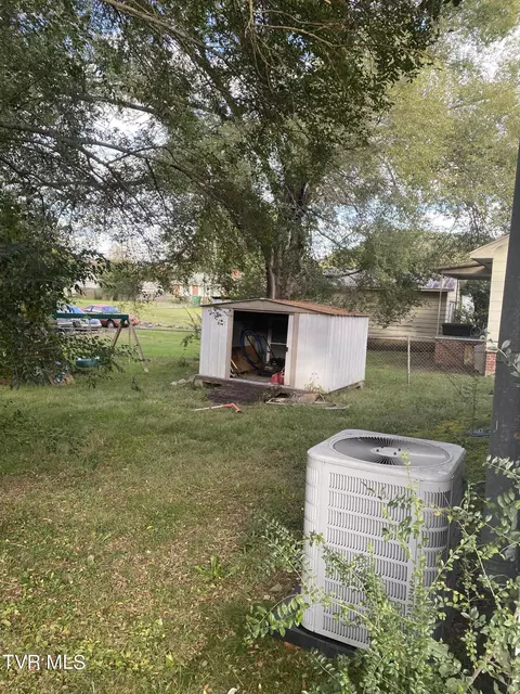 415 Walnut Street Erwin Tn 37650, Erwin, TN 37650 photo 14