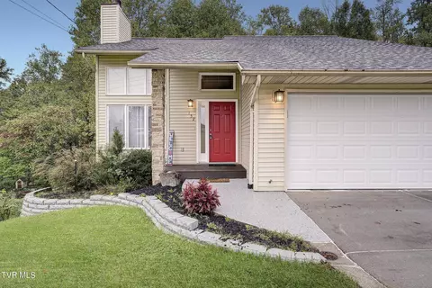 152 Village Lane Gray Tn 37615, Gray, TN 37615