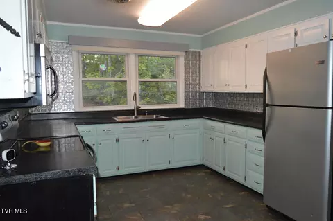 743 N Elm Avenue Erwin Tn 37650, Erwin, TN 37650 photo 10