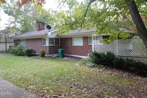 743 N Elm Avenue Erwin Tn 37650, Erwin, TN 37650 photo 2