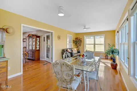 Dining - 137 Scenic View Drive Talbott Tn 37877, Talbott, TN 37877 photo 3 of 3