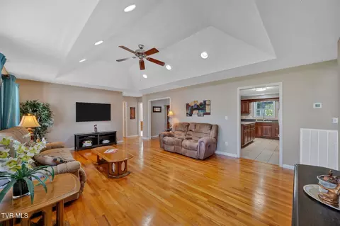 Living - 137 Scenic View Drive Talbott Tn 37877, Talbott, TN 37877 photo 1 of 1