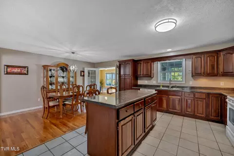 Kitchen - 137 Scenic View Drive Talbott Tn 37877, Talbott, TN 37877 photo 3 of 3