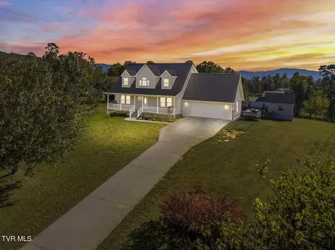 2833 English Valley Lane Sevierville Tn 37876, Sevierville, TN 37876