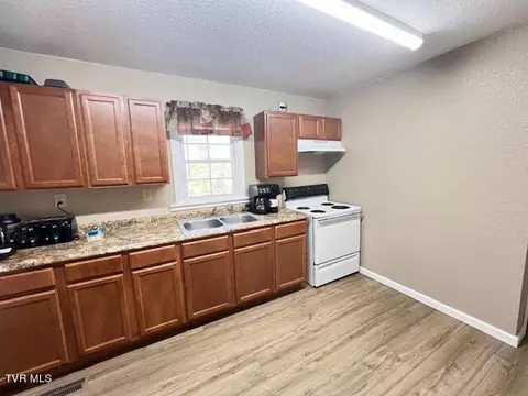 Kitchen - 116 Green Lane Limestone Tn 37681, Limestone, TN 37681 photo 3 of 4