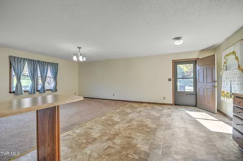 236 Paramount Drive Bristol Tn 37620, Bristol, TN 37620 photo 12