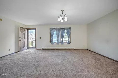 236 Paramount Drive Bristol Tn 37620, Bristol, TN 37620 photo 11