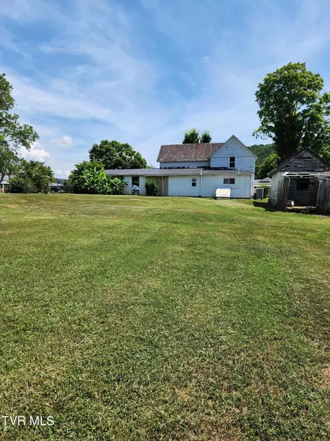 211 W 3rd Avenue Watauga Tn 37694, Watauga, TN 37694