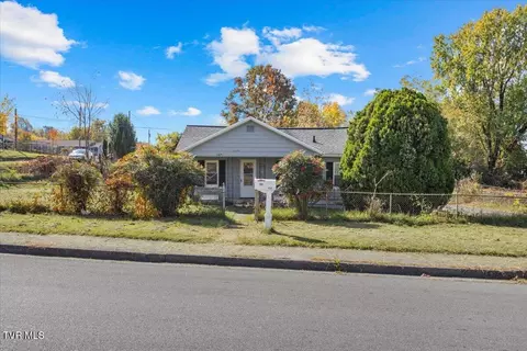 1002 S Broadway Street Johnson City Tn 37601, Johnson City, TN 37601