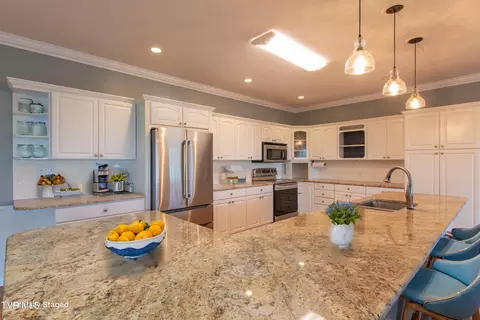 Kitchen - 19170 Paddock Place Abingdon Va 24211, Abingdon, VA 24211 photo 1 of 3