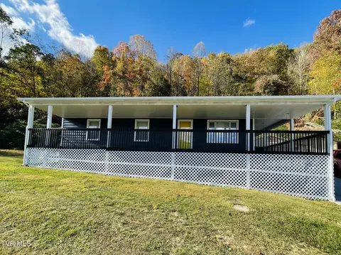 713 W 10th Street Big Stone Gap Va 24219, Big Stone Gap, VA 24219