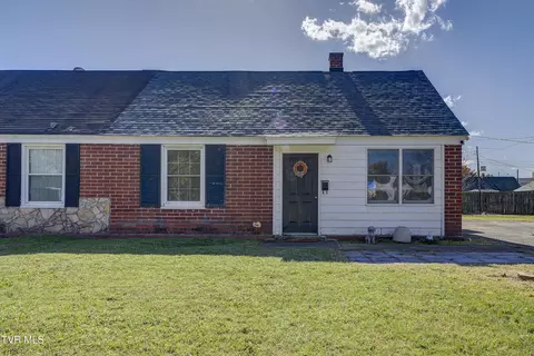 338 Cherokee Village Drive Kingsport Tn 37660, Kingsport, TN 37660
