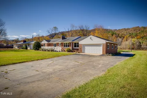 3205 Temple Hill Road Erwin Tn 37650, Erwin, TN 37650 photo 2