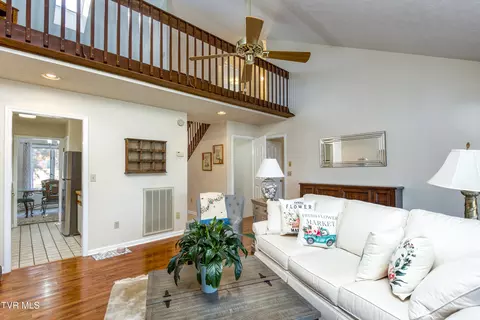 327 Pinehurst Ct Court 2 Abingdon Va 24211, Abingdon, VA 24211 photo 6