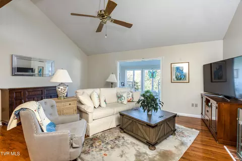 327 Pinehurst Ct Court 2 Abingdon Va 24211, Abingdon, VA 24211 photo 8