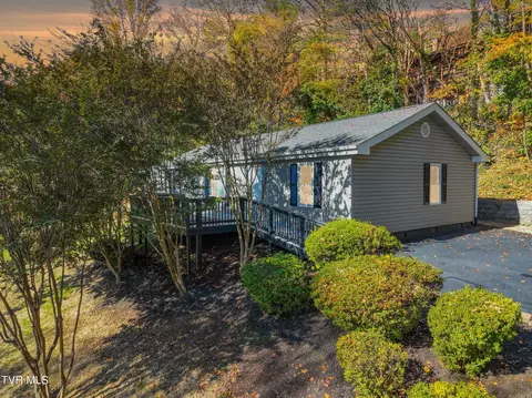 3529 Crest Road Kingsport Tn 37664, Kingsport, TN 37664