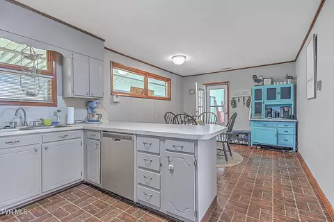 Kitchen - 136 Valleyview Street Gray Tn 37615, Gray, TN 37615 photo 3 of 4