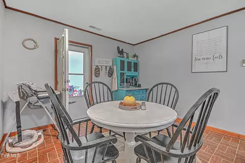 Dining - 136 Valleyview Street Gray Tn 37615, Gray, TN 37615 photo 2 of 3