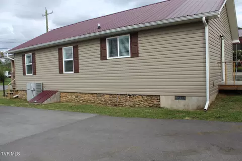1443 Love Station Road Erwin Tn 37650, Erwin, TN 37650 photo 9