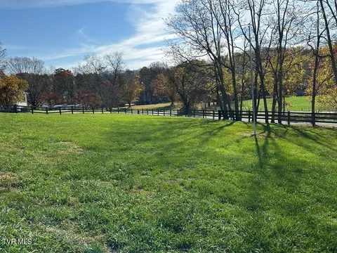 39211 Golden Glow Drive Chilhowie Va 24319, Chilhowie, VA 24319