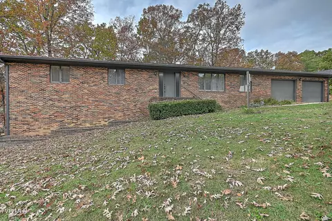2504 Essex Drive Kingsport Tn 37660, Kingsport, TN 37660