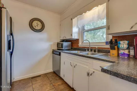 618 E Barton Ridge Road Greeneville Tn 37745, Greeneville, TN 37745 photo 10