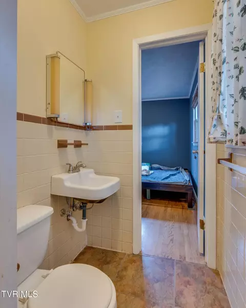 618 E Barton Ridge Road Greeneville Tn 37745, Greeneville, TN 37745 photo 17