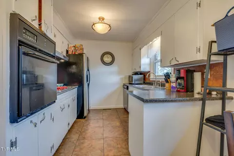 618 E Barton Ridge Road Greeneville Tn 37745, Greeneville, TN 37745 photo 8