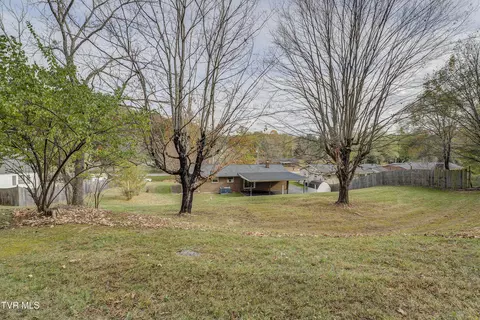Exterior - 2322 W Brook Lane Johnson City Tn 37601, Johnson City, TN 37601 photo 9 of 9