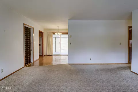 Living - 2322 W Brook Lane Johnson City Tn 37601, Johnson City, TN 37601 photo 1 of 4