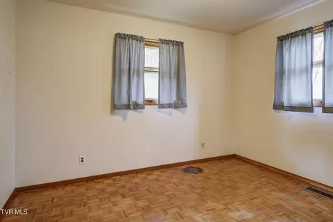 Bedroom - 2322 W Brook Lane Johnson City Tn 37601, Johnson City, TN 37601 photo 3 of 6