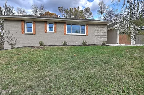 3820 Ridgeline Drive Kingsport Tn 37664, Kingsport, TN 37664
